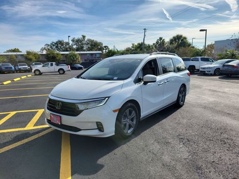 Used 2021 Honda Odyssey EX image 10