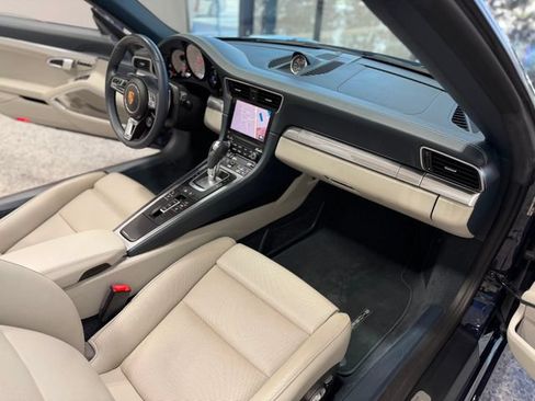 Used 2017 Porsche 911 Carrera S RWD image 21