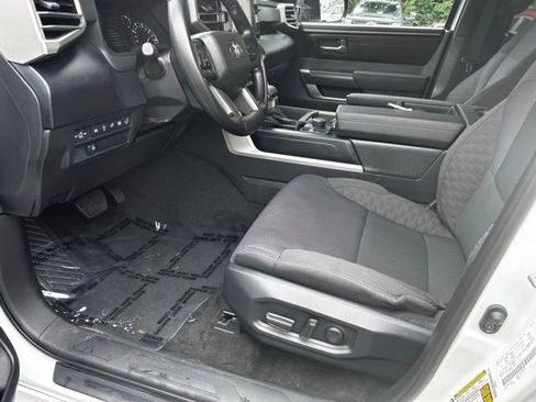 Used 2026 Toyota Tundra SR5 w/ SR5 Convenience Package AWD/4WD image 10