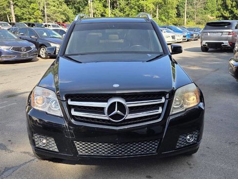 Used 2010 Mercedes-Benz GLK 350 4MATIC image 2