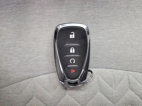 Used 2022 Chevrolet Equinox LS AWD/4WD image 32