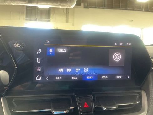 Used 2026 Chevrolet TrailBlazer LT AWD/4WD image 16