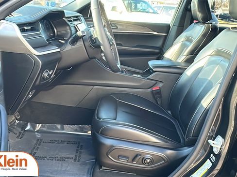 Used 2024 Jeep Grand Cherokee Limited w/ Trailer Tow Package image 14