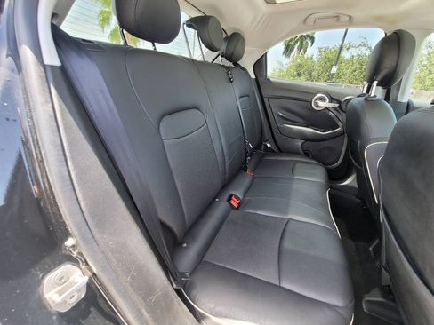 Used 2017 FIAT 500X Lounge w/ Lounge Premium Package (FWD) image 30