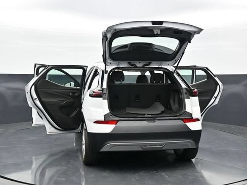 Used 2023 Chevrolet Bolt EUV LT w/ Driver Confidence Package FWD image 43