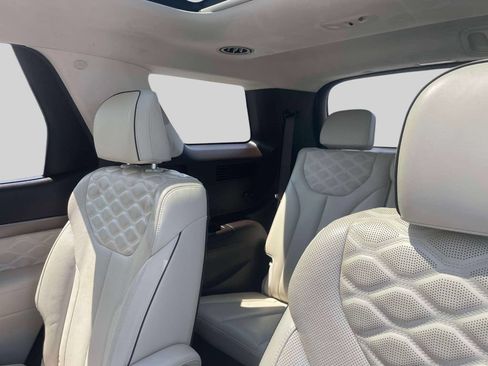 Used 2020 Hyundai Palisade Limited FWD image 13