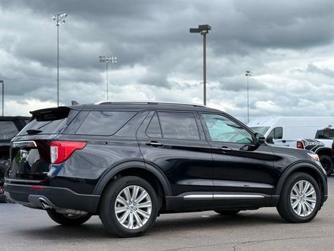 Used 2023 Ford Explorer Limited w/ Hybrid Equipment Group 310A AWD/4WD image 39