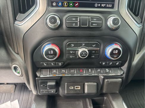 Used 2021 GMC Sierra 1500 Denali w/ Driver Alert Package II AWD/4WD image 30