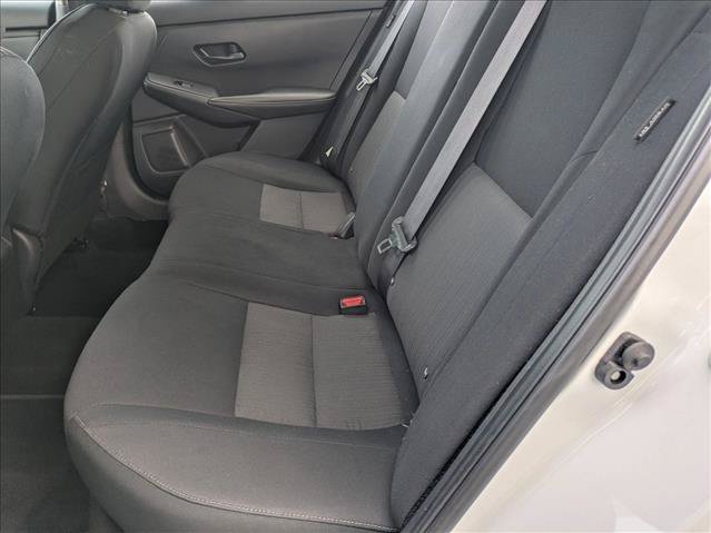 Used 2024 Nissan Sentra SV FWD image 17