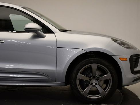 Certified 2026 Porsche Macan AWD/4WD image 15