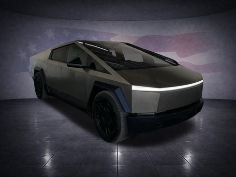 Used 2024 Tesla Cybertruck Cyberbeast AWD/4WD image 7