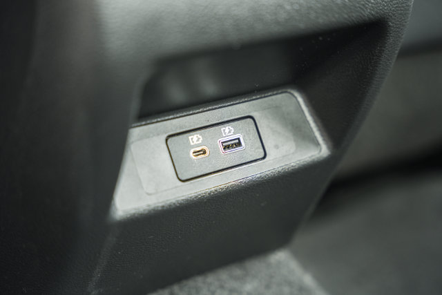 Used 2025 Nissan Altima 2.5 SV FWD image 35