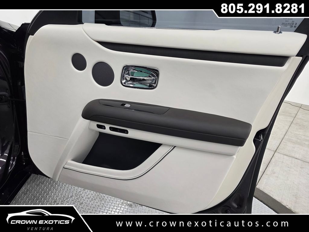 Used 2023 Rolls-Royce Ghost AWD/4WD image 29