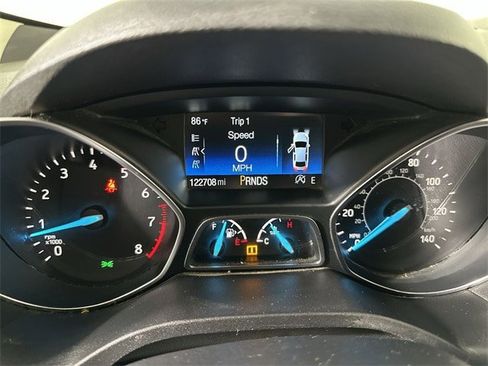 Used 2018 Ford Escape SEL image 12