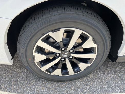 New 2026 Honda Odyssey EX-L image 7