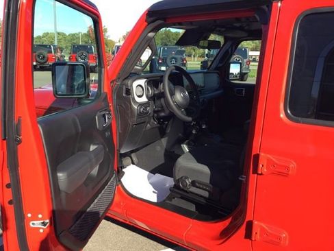 New 2026 Jeep Wrangler Unlimited Sport AWD/4WD image 11