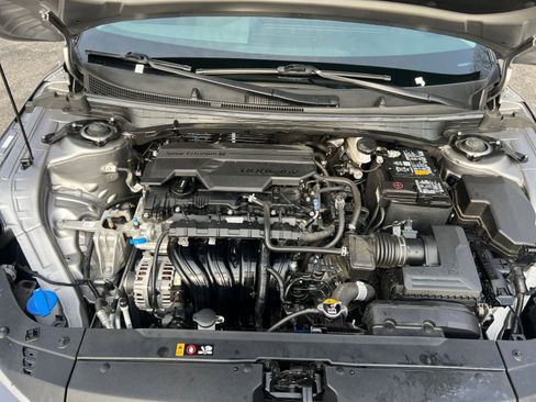 Used 2025 Kia K4 LXS image 28