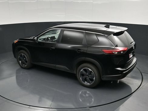 Used 2024 Nissan Rogue SV AWD/4WD image 41