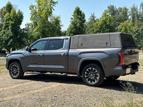 Used 2022 Toyota Tundra Limited AWD/4WD image 7