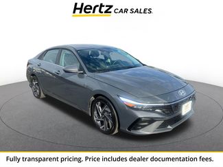Used 2025 Hyundai Elantra SEL FWD video 1