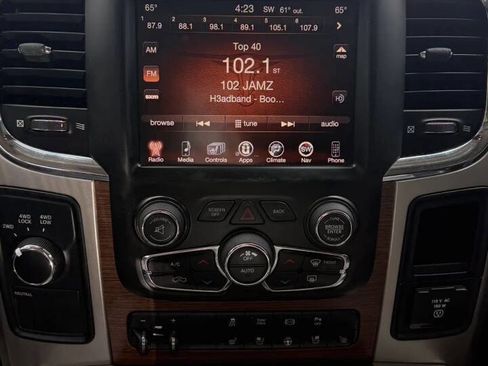 Used 2015 RAM 3500 Laramie AWD/4WD image 16