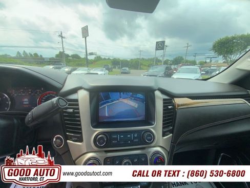 Used 2016 GMC Yukon Denali w/ Open Road Package AWD/4WD image 16