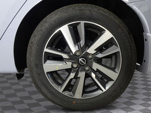 New 2025 Nissan Versa SV w/ Trunk Package image 9