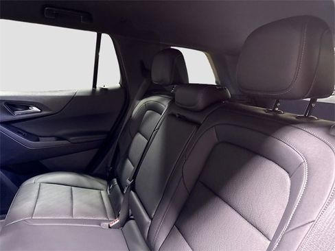 New 2026 Chevrolet Equinox LT image 25