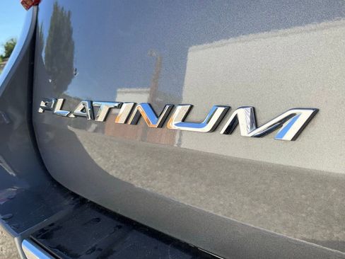 Used 2021 Ford Explorer Platinum w/ Equipment Group 601A AWD/4WD image 25
