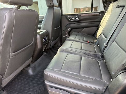 Used 2021 Chevrolet Tahoe Z71 AWD/4WD image 10