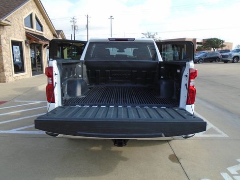 Used 2025 Chevrolet Silverado 1500 LT image 23