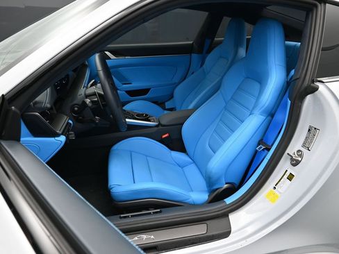 Certified 2025 Porsche 911 Turbo S AWD/4WD image 5