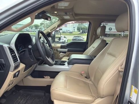Used 2018 Ford F250 Lariat w/ Lariat Ultimate Package AWD/4WD image 3
