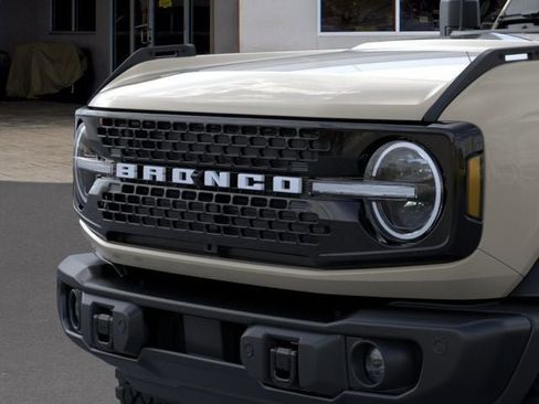 New 2026 Ford Bronco Badlands AWD/4WD image 19