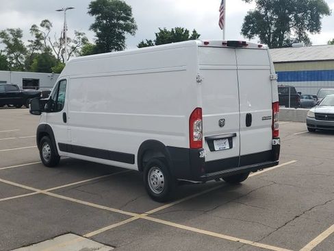Used 2023 RAM ProMaster 2500 FWD image 3