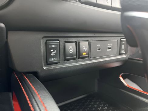 Used 2023 Nissan Frontier PRO-4X w/ Pro Convenience Package image 18