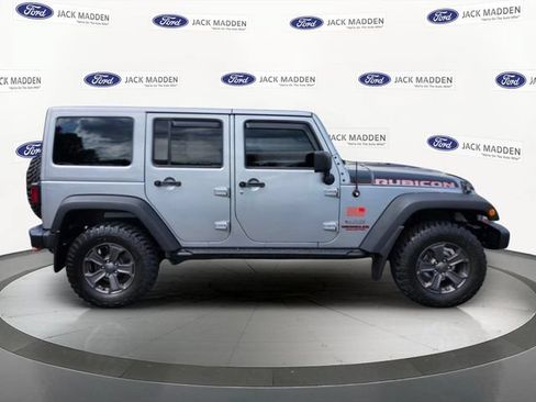 Used 2017 Jeep Wrangler Unlimited Rubicon AWD/4WD image 6
