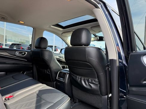 Used 2020 INFINITI QX60 Luxe w/ Essential Package FWD image 32