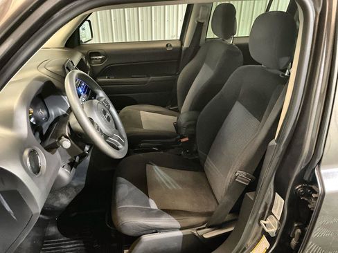 Used 2015 Jeep Patriot Sport w/ Power Value Group image 15