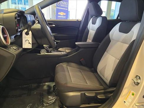New 2026 Chevrolet Trax RS w/ Driver Confidence Package FWD image 17