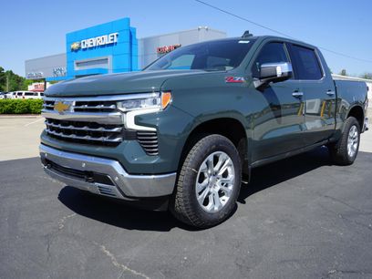 New 2025 Chevrolet Silverado 1500 LTZ w/ LTZ Premium Package