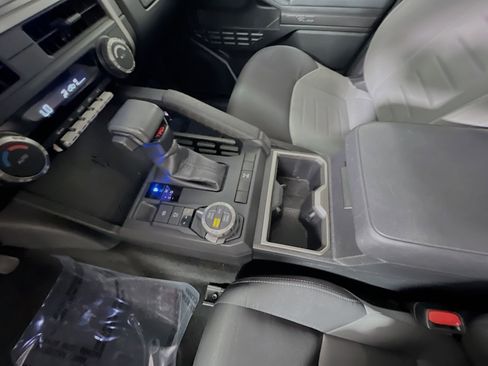 Used 2025 Toyota Tacoma TRD Off-Road AWD/4WD image 24