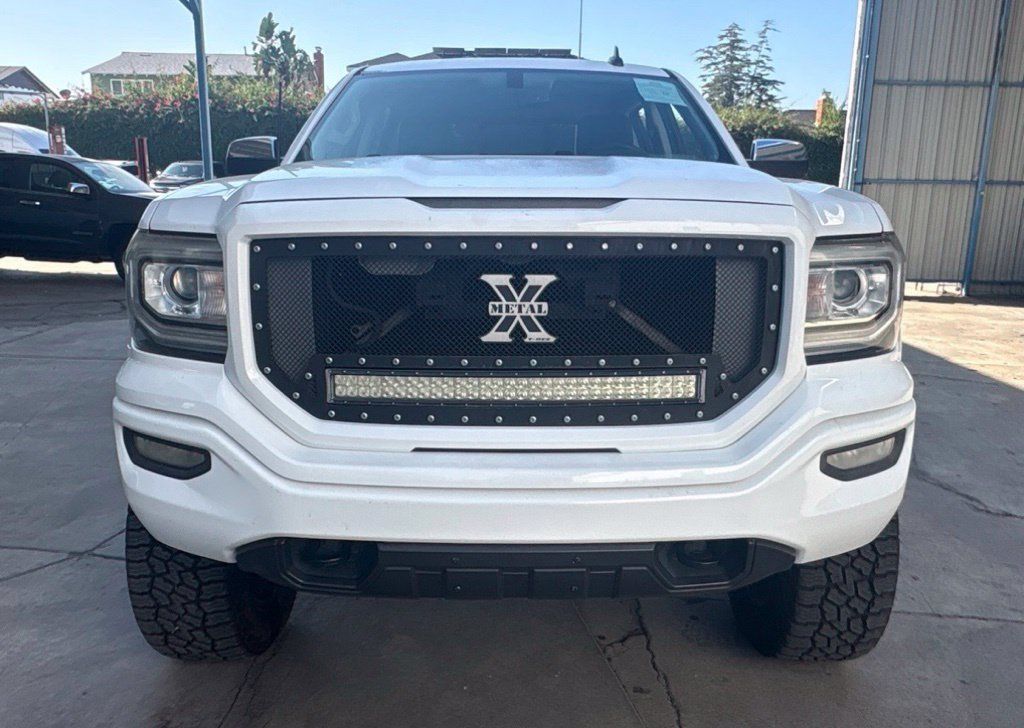 Used 2016 GMC Sierra 1500 SLE w/ All-Terrain Package AWD/4WD image 3