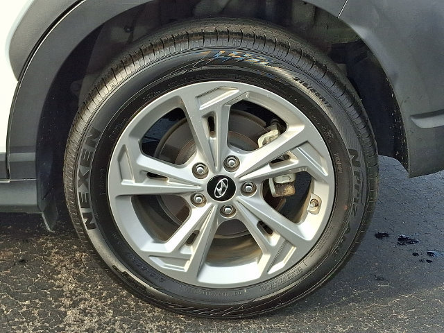 Used 2023 Hyundai Kona SEL AWD/4WD image 8