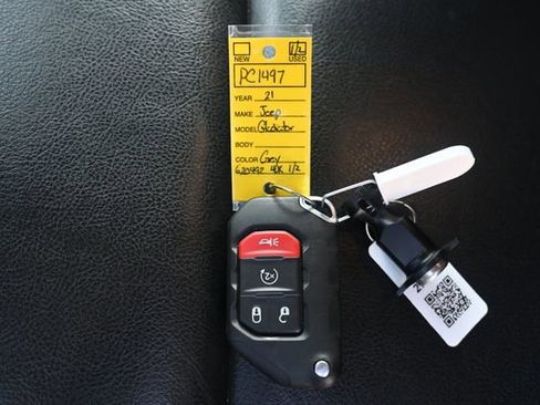 Used 2021 Jeep Gladiator Mojave image 28