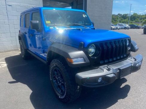 Used 2022 Jeep Wrangler Unlimited Sport AWD/4WD image 2