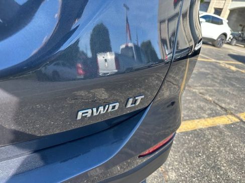 Used 2022 Chevrolet Equinox LT AWD/4WD image 25