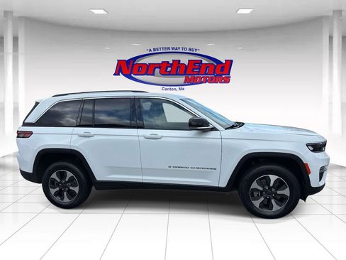 Used 2022 Jeep Grand Cherokee Limited 4xe AWD/4WD image 2