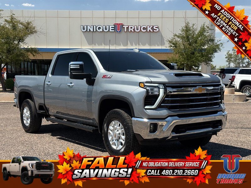 Used 2024 Chevrolet Silverado 2500 LTZ w/ LTZ Convenience Package AWD/4WD image 5