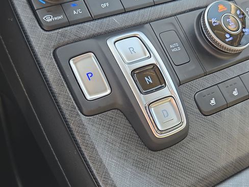 Used 2024 Hyundai Palisade Limited image 28